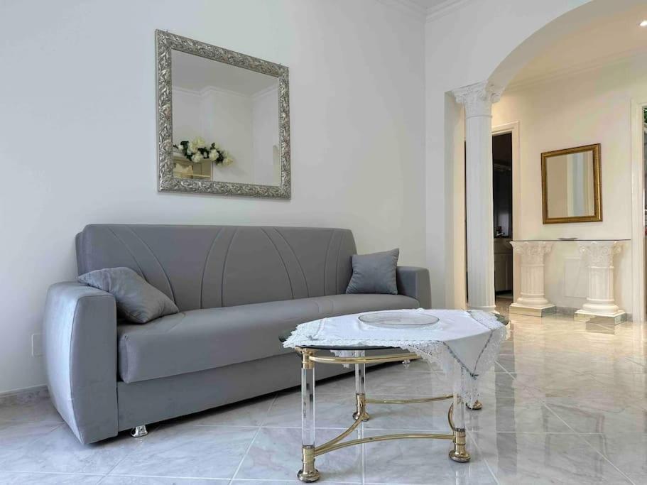 Casa Eleonora: A 5 Min Dal Mare + Free Parking Apartment Ventimiglia Exterior photo